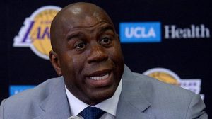 Magic Johnson esperanzado en NBA pueda reanudar aunque sin público