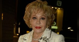 Silvia Pinal hospitalizada de urgencia tras una caída en su casa en México