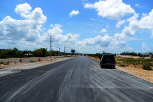 Gobierno anuncia concluirá en julio construcción de la avenida Ecológica