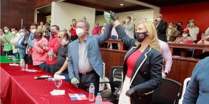 Leonel y otros descalifican encuesta Mark Penn sobre tendencia electoral