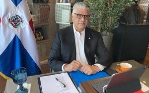 Vargas Maldonado conversa con
candidatos a legisladores del PRD