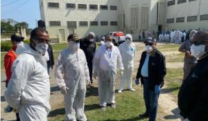 Trasladan a 76 presos de cárcel La Romana dieron positivo coronavirus Trasladan a 76 presos de cárcel La Romana dieron positivo coronavirus