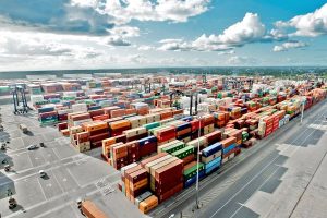 Forman alianza digitalizar pagos portuarios carga y pymes