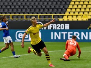 El Dortmund vuelve con goleada ante el Schalke en la Bundesliga