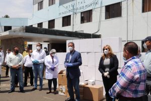 Leonel entrega equipos contra COVID-19 Hermanas Mirabal