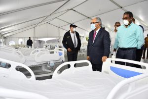 Ministro de SP visita hospital donado por el PRM y dice es «muy caluroso»