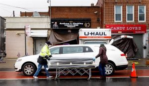 Hijo encuentra cadáver de su madre en una nevera de su hogar en Harlem