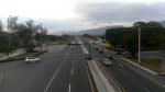 Circulación de vehiculos aumenta en calles y avenidas ciudad de Santiago