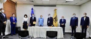 Gonzalo promete solidaridad, salud pública y recuperación económica