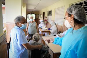 Intervienen hogar de ancianos donde habrían muerto 9 personas por Covid