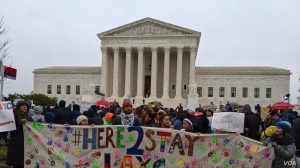 EEUU: Suprema rechaza eliminar el programa protege a los «soñadores»