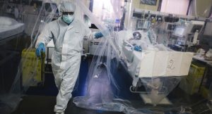 La OMS reporta el mayor aumento de casos de COVID-19 en un solo día