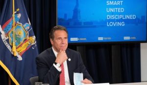 NY ofrece ayuda a los focos de COVID-19 y culpa a la Casa Blanca