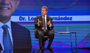 Leonel Fernández promete combatir la corrupción en un próximo gobierno