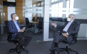 Alcalde de SDE, Manuel Jiménez,
se reúne con Presidente de Lidom Alcalde de SDE, Manuel Jiménez,
se reúne con Presidente de Lidom