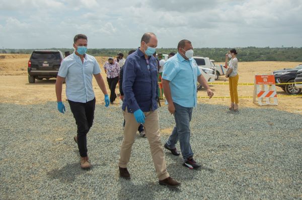 Israel dispuesto a cooperar en reciclaje desechos de Duquesa imagen