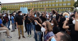 Manifestantes vuelven a Plaza Bandera; piden elecciones libres