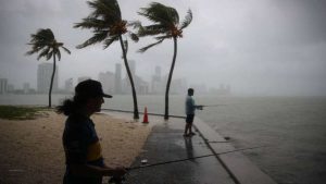 La tormenta tropical Cristóbal toca tierra en Luisiana, en costa sur de EU