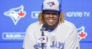 Guerrero Jr busca adaptarse a jugar como bateador designado en GL