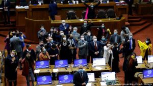 CHILE: Aprueban proyecto permitiría a trabajadores retirar fondos pensiones