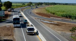 Danilo Medina continúa maratón de inauguraciones, esta vez en el este  