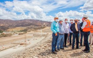 BARAHONA: Presidente supervisa trabajos presa Monte Grande