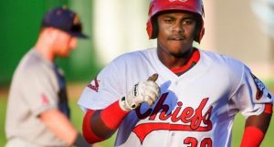 Dos prospectos dominicanos de los Cardenales dan positivo a Covid-19