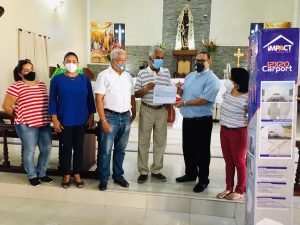 JARABACOA: Consejo de Apoyo hace aporte a Parroquia Señora del Carmen