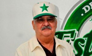 Estrellas solicitan exaltación Miguel Feris al Pabellón de la Fama