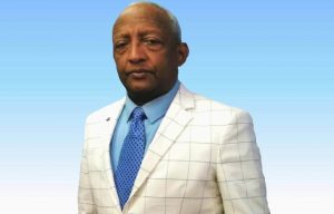 Advierte perremeístas defenderán su gobierno «a capa y espada”