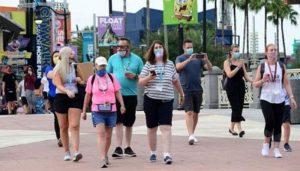 Casos globales de COVID-19 ascienden a 11.1 millones