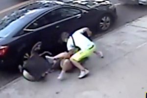 Video grabó a hispano apuñalando a exnovia y su bebé en plena calle