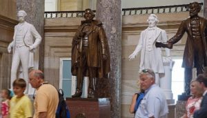 EEUU: Cámara de Representantes aprueba retirar estatuas confederadas