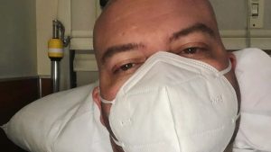 Cantante Papi Sánchez sufre un ACV y está internado en un hospital de NY