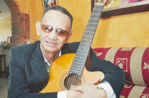 Legendario bachatero Luis Segura trabaja álbum de despedida