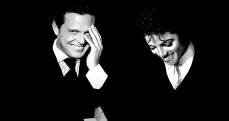 Luis Miguel sonríe junto a Michael Jackson y miles se contagian Luis Miguel sonríe junto a Michael Jackson y miles se contagian