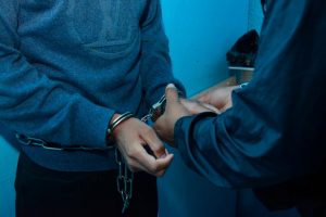 RD extradita Francia dos buscados por violación y otros delitos