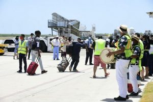 Aeropuerto de Punta Cana recibe los primeros turistas
