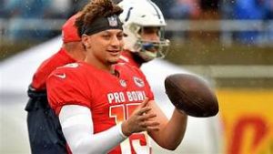 Kansas habría fichado al quarterback Patrick Mahomes por US$503 MM