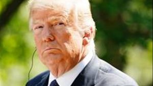 EE.UU: Trump celebra Independencia con defensa monumentos del país