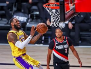 Bucks y los Lakers llegan a las semifinales en la NBA
