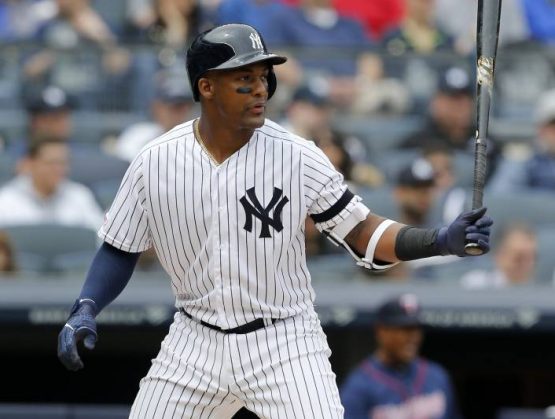 Yankees de Nueva York sacan del roster al dominicano Miguel Andújar imagen