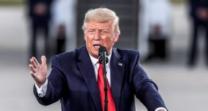 Trump le dice Michelle Obama que él ha construido economía grandiosa Trump le dice Michelle Obama que él ha construido economía grandiosa