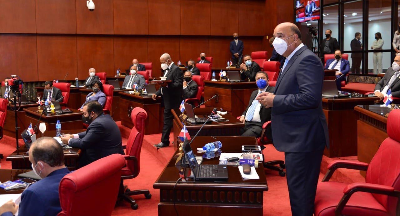 Senado aprueba bonos 284 mil millones sustentar Presupuesto imagen