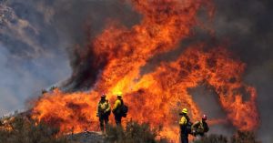 CALIFORNIA: Siguen evacuaciones ante el avance de los incendios
