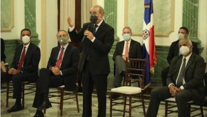 Cambio de gobierno y la Covid-19 marcan semana en Rep. Dominicana