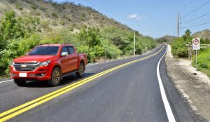 Presidente entrega carretera Azua – Barahona y 4 proyectos de viviendas