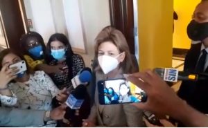 Gobierno no variará toque de queda, informó la vicepresidenta Raquel Peña Gobierno no variará toque de queda, informó la vicepresidenta Raquel Peña