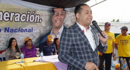 Tony Guevara anuncia se va del PLD tras varios días de reflexión personal Tony Guevara anuncia se va del PLD tras varios días de reflexión personal