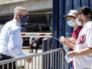 Grandes Ligas confía en completar campaña pese a coronavirus